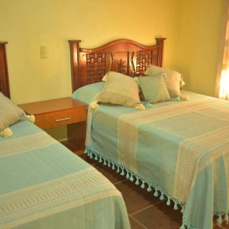 Oyo Hotel Castillo Santa Cecilia Tapalpa Exteriör bild